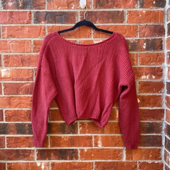 Hollister Womens Large Red Twist Back Waffle Knit Cropped Sweater - Picture 2 of 11